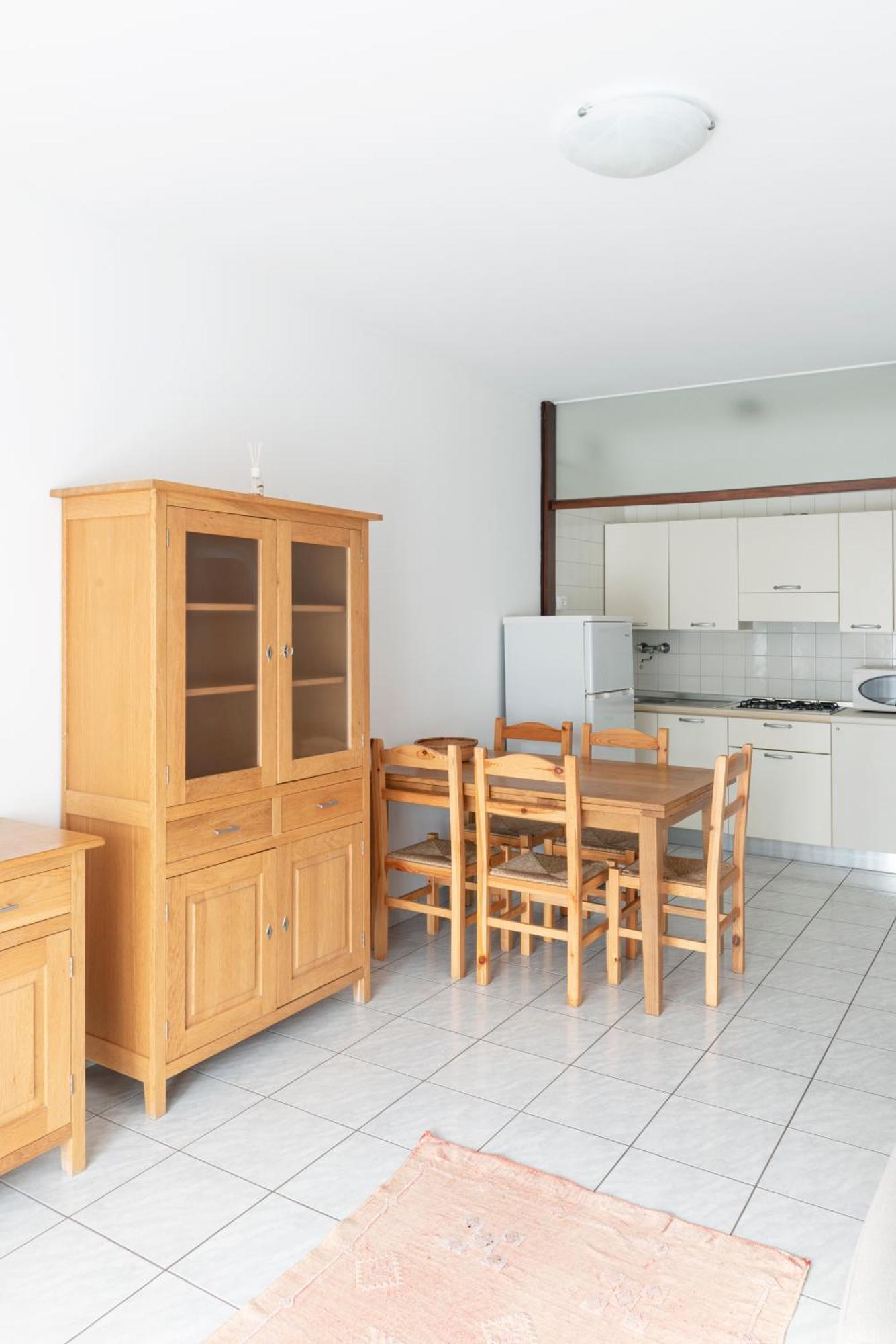 93 - Bilocale Vista Mare Con Terrazzo E Parking Coperto *